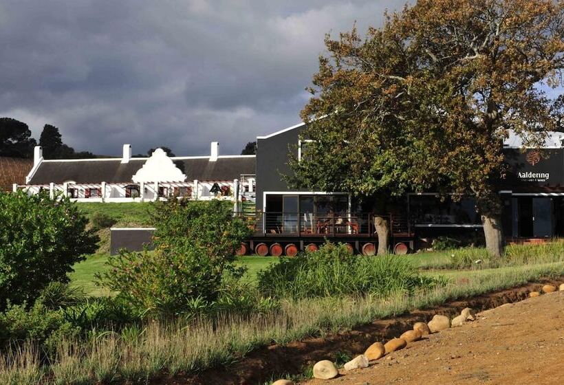 Отель Aaldering Luxury Lodges