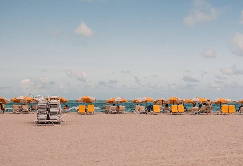 בית מלון כפרי Citizenm Miami Brickell