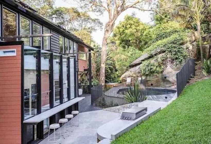 בית מלון כפרי Crane Lodge