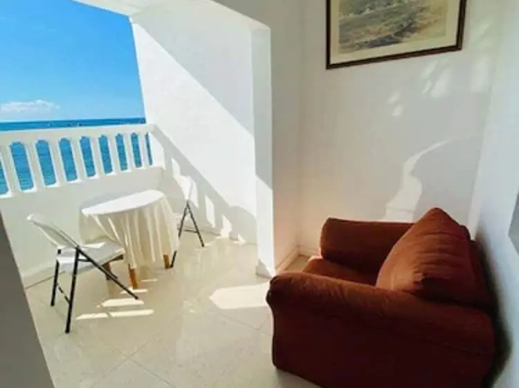 هتل Grand Anse Beach Palace