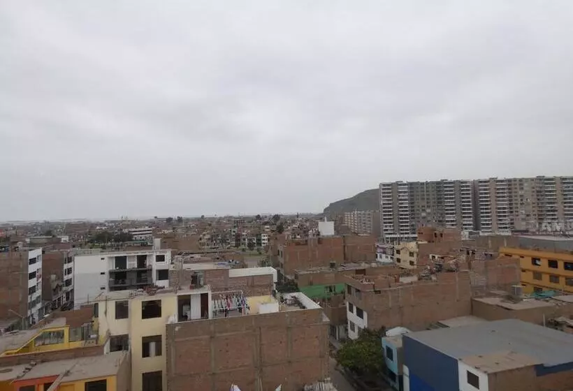 ホテル Hospedaje El Delfín
