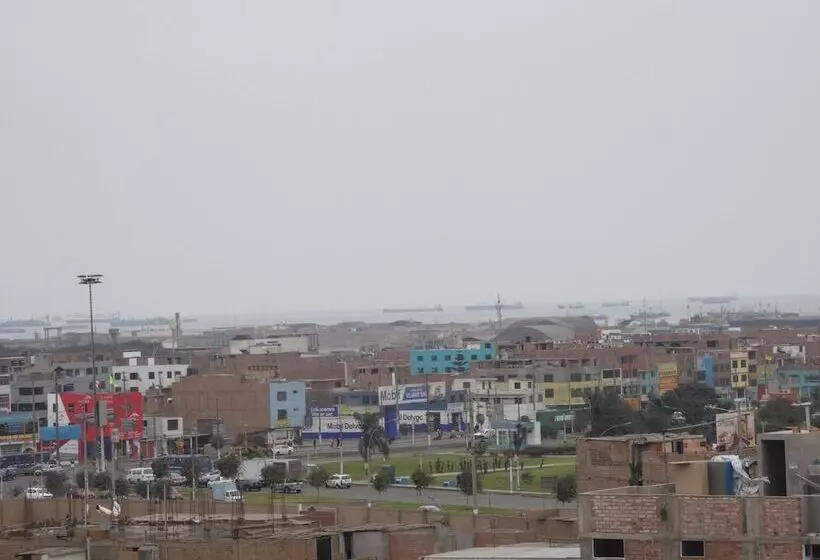 ホテル Hospedaje El Delfín