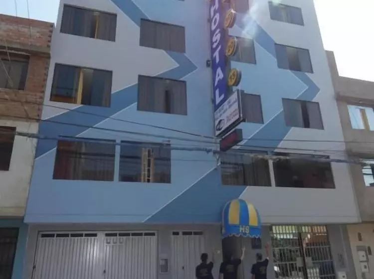 ホテル Hospedaje El Delfín