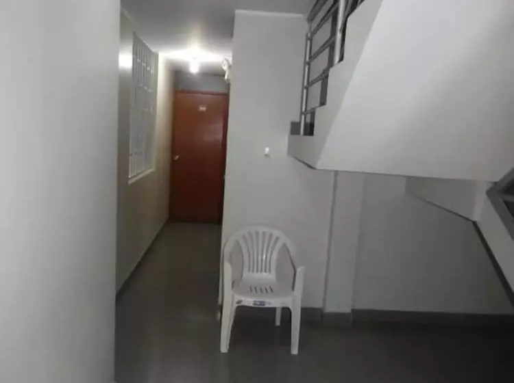 ホテル Hospedaje El Delfín