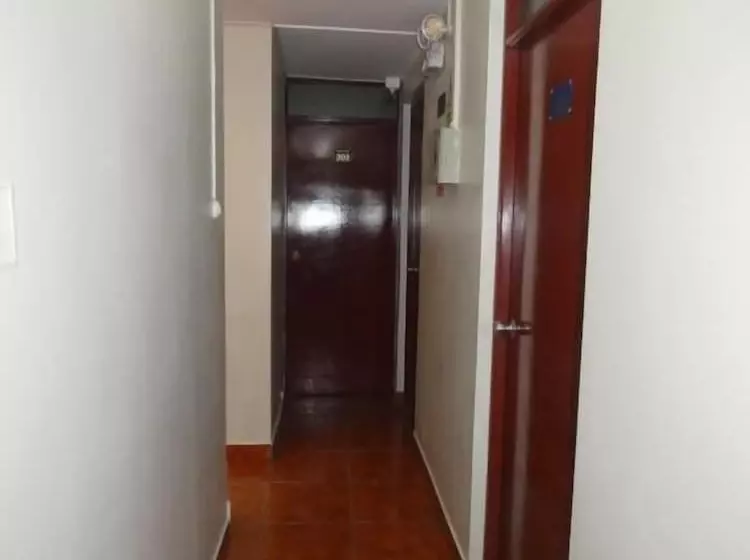 ホテル Hospedaje El Delfín