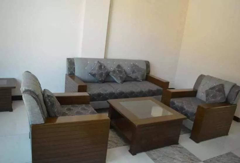 هتل Mustafa's Palace