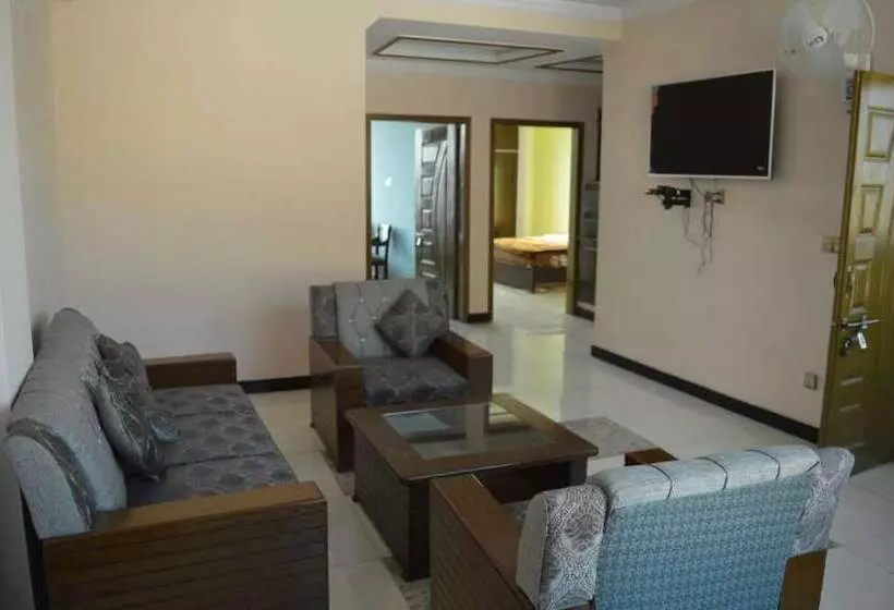 هتل Mustafa's Palace