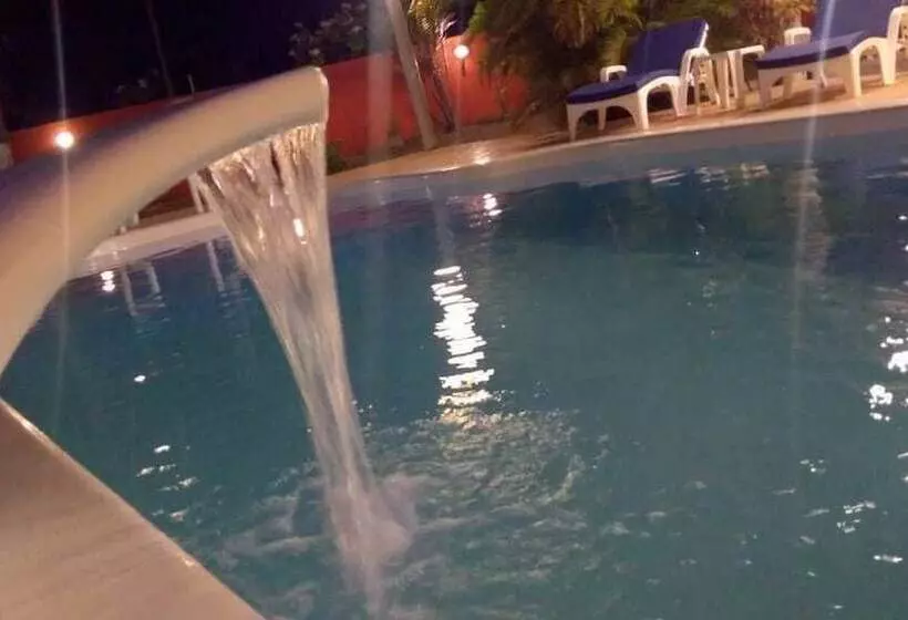 Hotelli Pousada Caribe