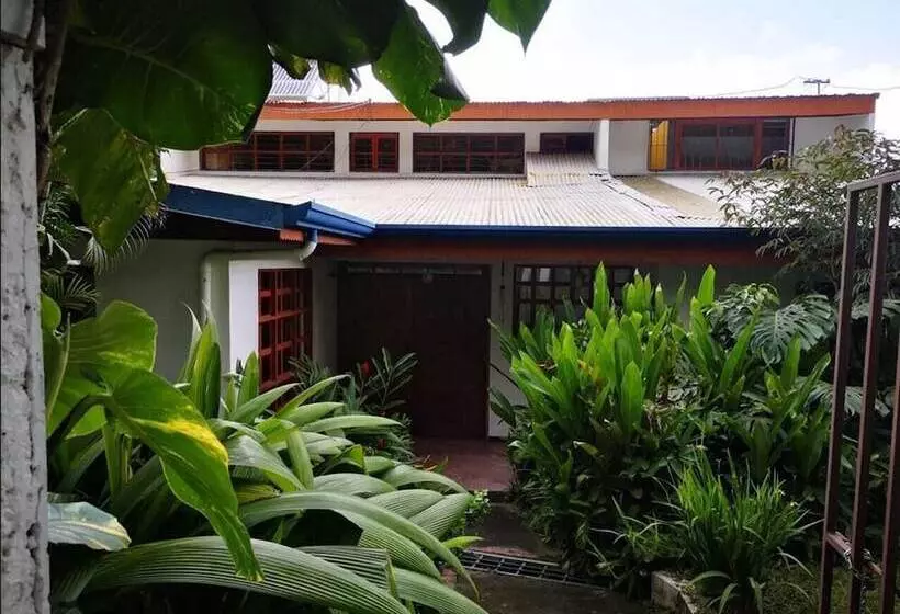 هتل Villa La Trinidad