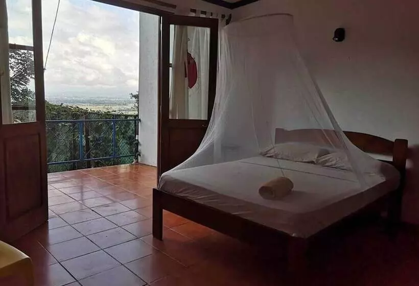 هتل Villa La Trinidad