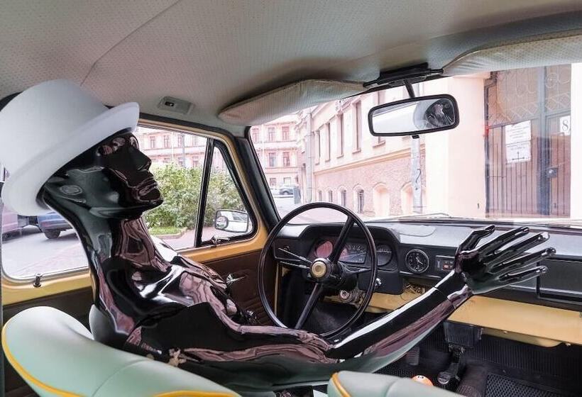 Izzzi By Vladimirskaya