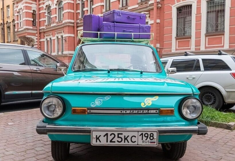 Izzzi By Vladimirskaya