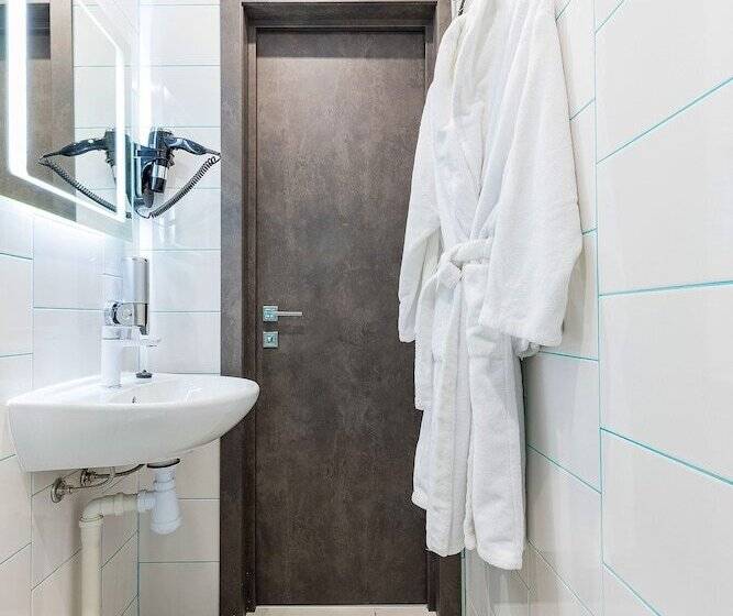 Izzzi By Vladimirskaya