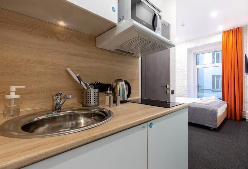 Izzzi By Vladimirskaya