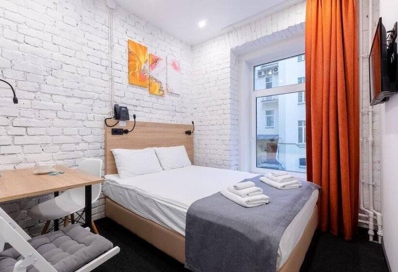 Izzzi By Vladimirskaya