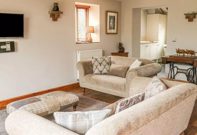Maltkiln Cottage At Crook Hall Farm