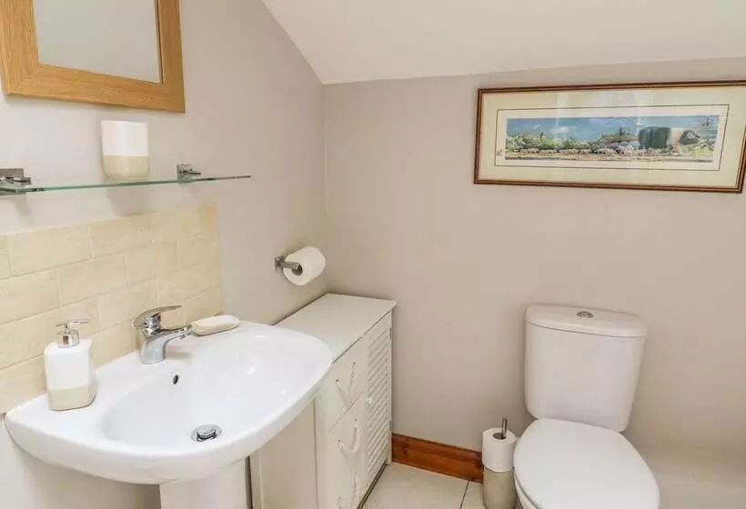 Maltkiln Cottage At Crook Hall Farm