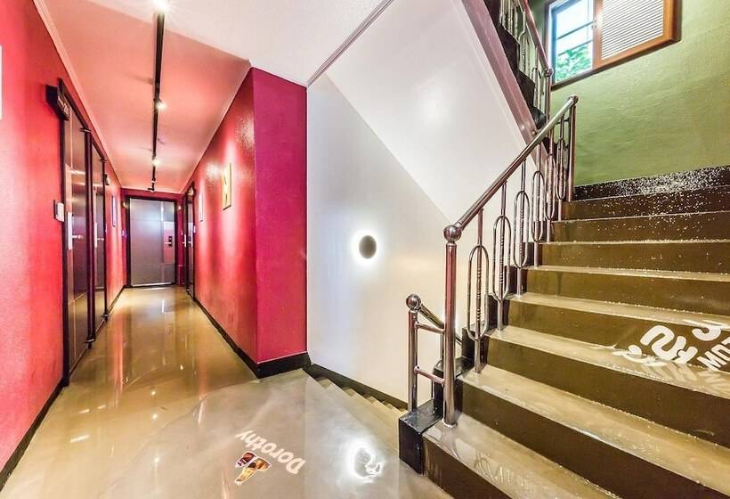 Мотель Shinchon Dorothy