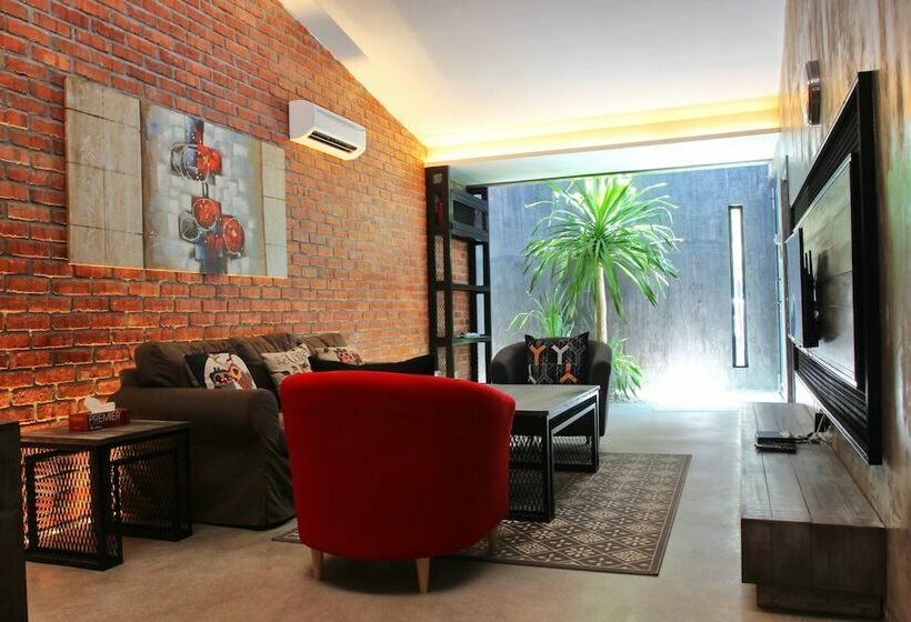 پانسیون Owl Homestay