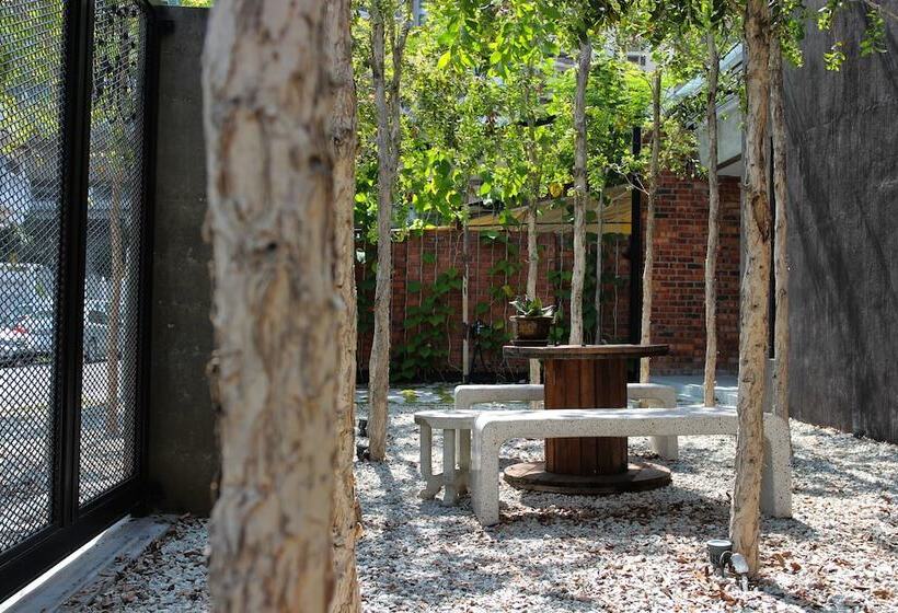 پانسیون Owl Homestay