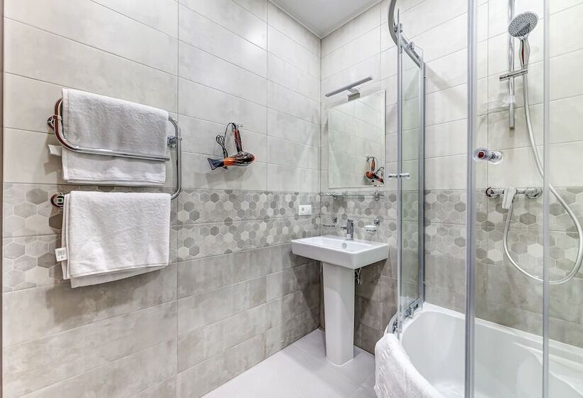 Majatalo Solo Apart On Rubinshteina