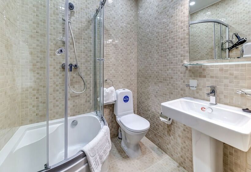 Majatalo Solo Apart On Rubinshteina