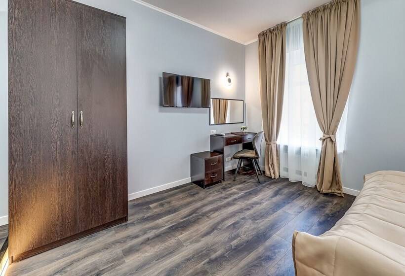 Majatalo Solo Apart On Rubinshteina