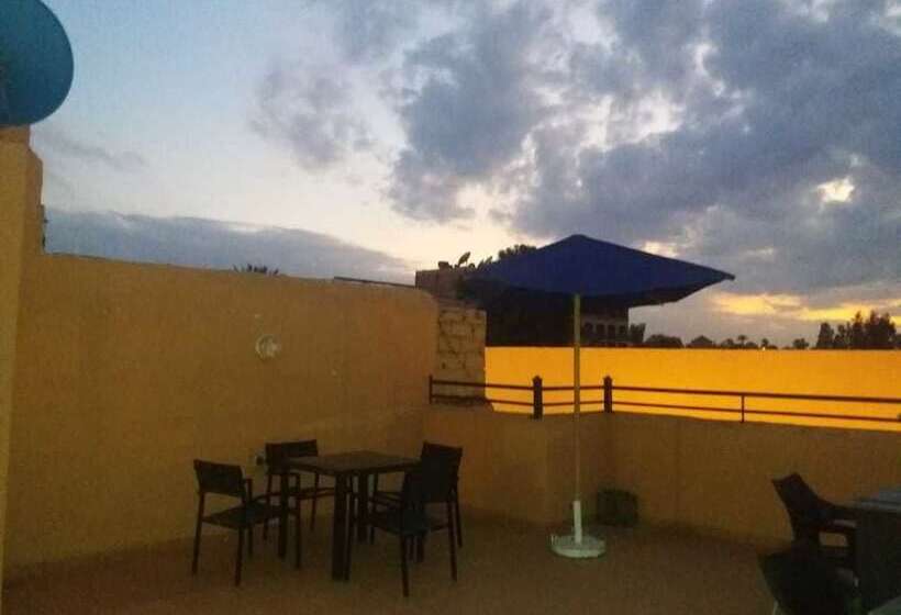 リヤド Hostel Mamma Africa