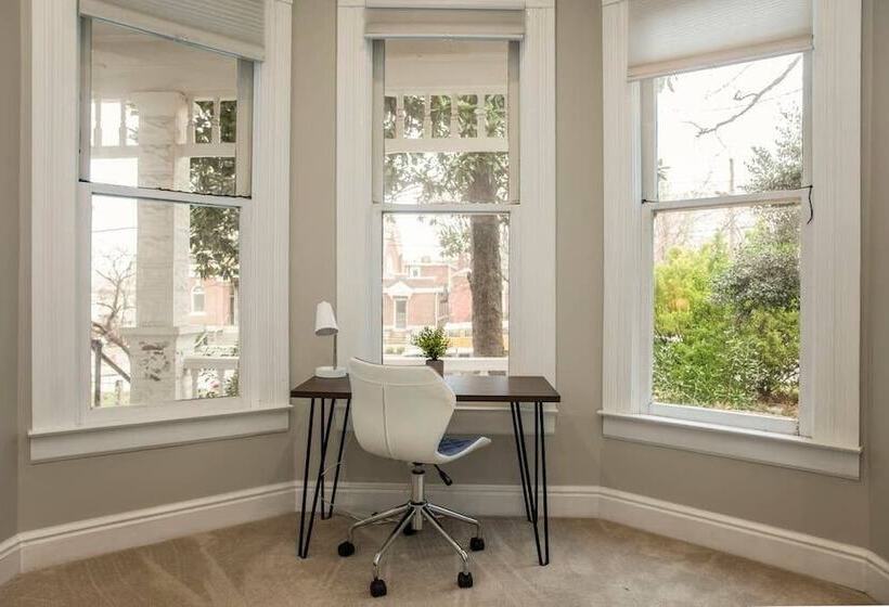 Two Units Entire Stylish Restored House On Frankfort Ave By Cozysuites