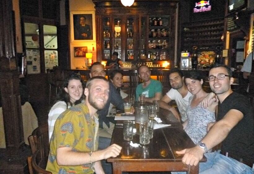 فندق صغير Lima Backpackers