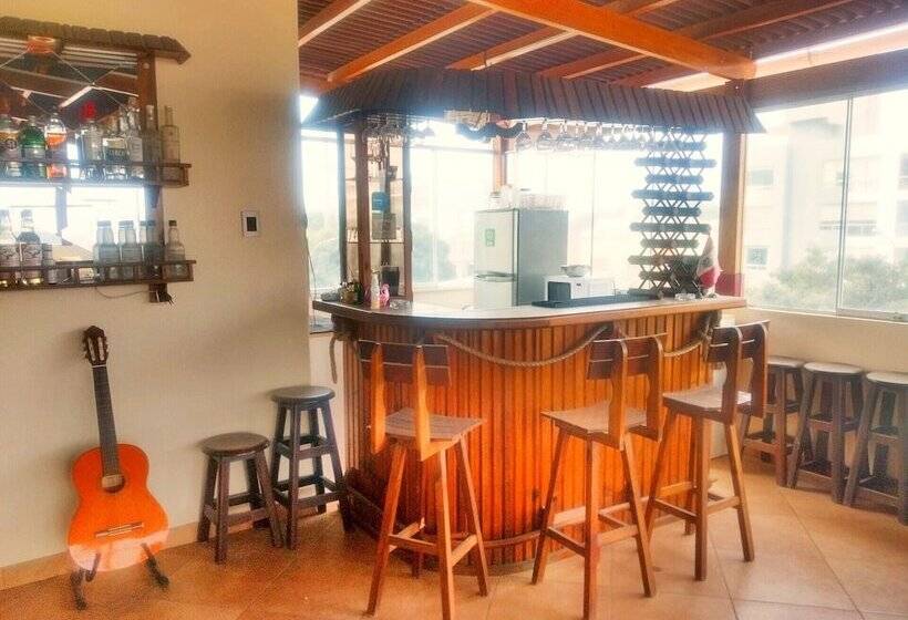 فندق صغير Lima Backpackers