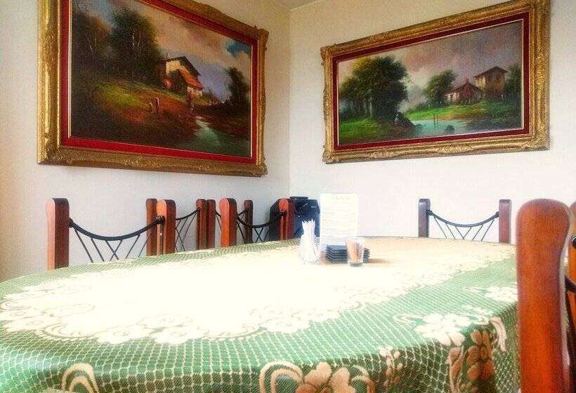 فندق صغير Lima Backpackers