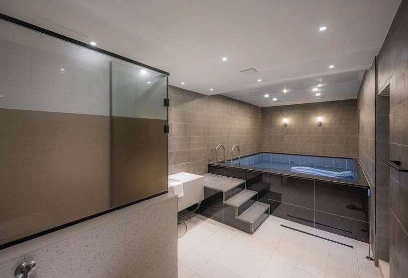 Brown Dot Hotel Gijang Station