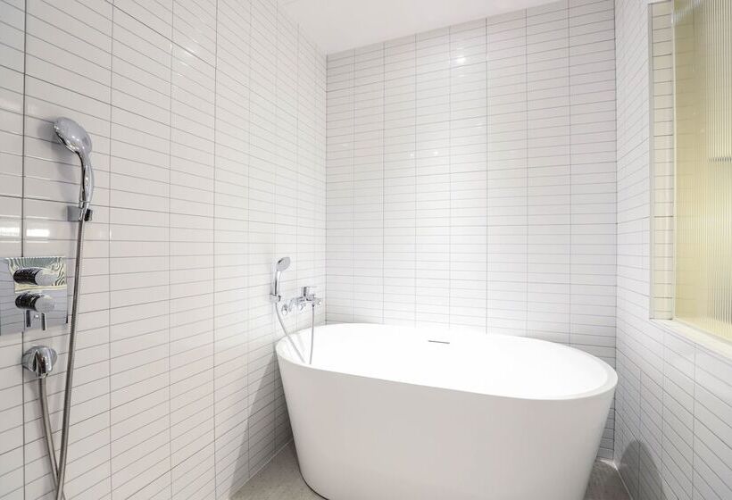 Brown Dot Hotel Gijang Station