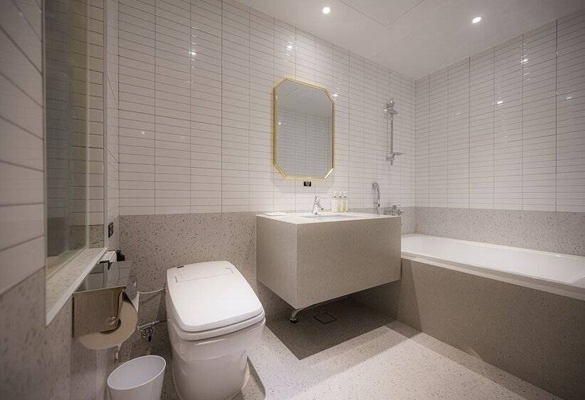 Brown Dot Hotel Gijang Station