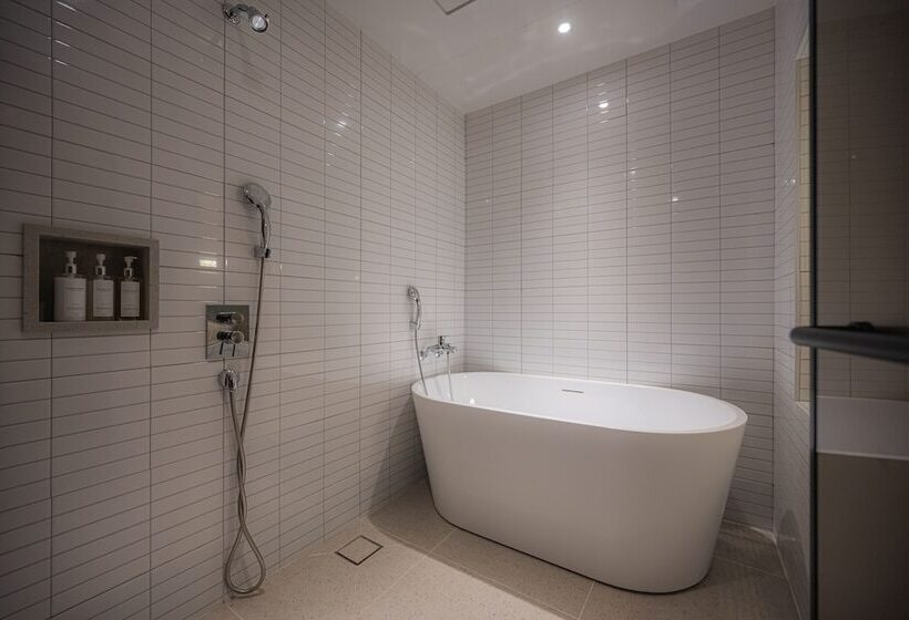 Brown Dot Hotel Gijang Station