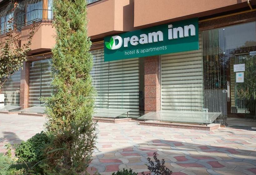 Dream Inn Hotel Apartments