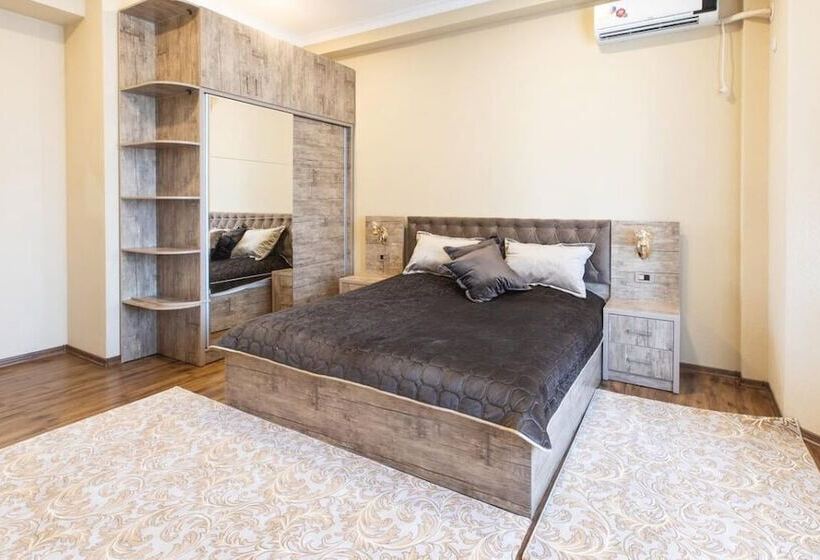 Dream Inn Hotel Apartments