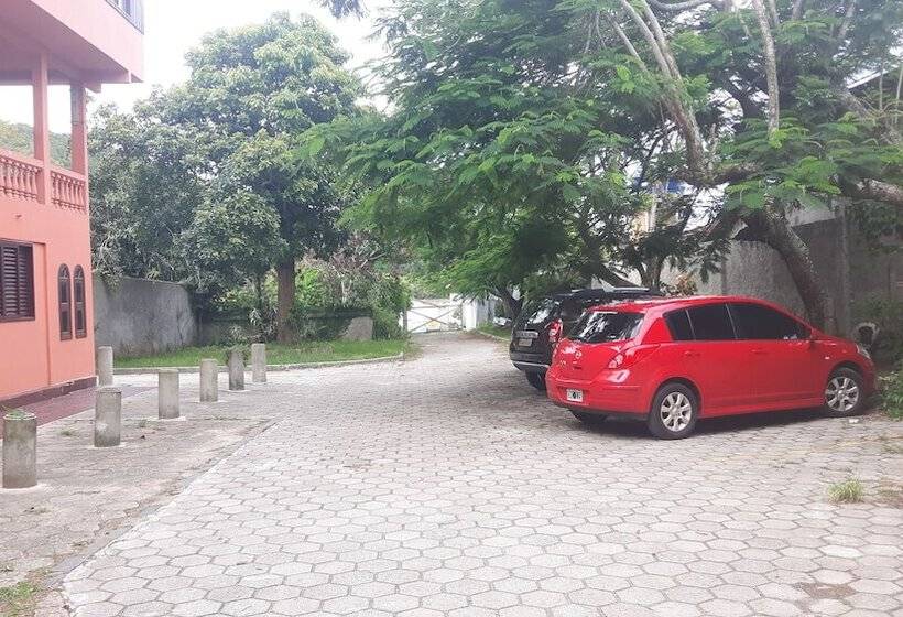 Hostel Retiro Do Sagui