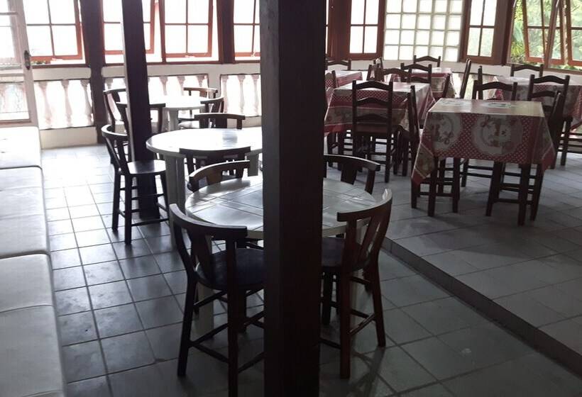 Hostel Retiro Do Sagui