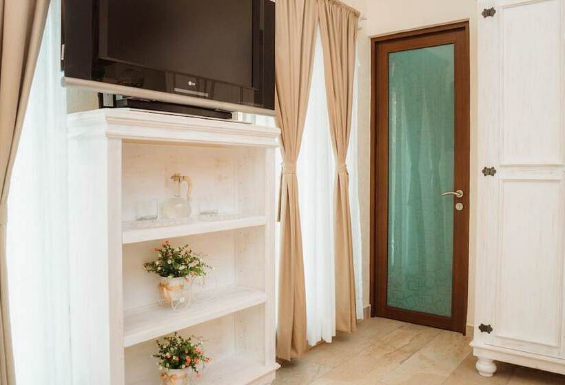 هتل Antiguo Hipico Haras