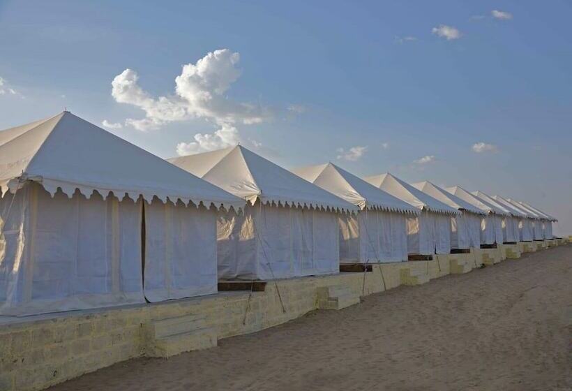 בית מלון כפרי Classic Fort Desert Camp