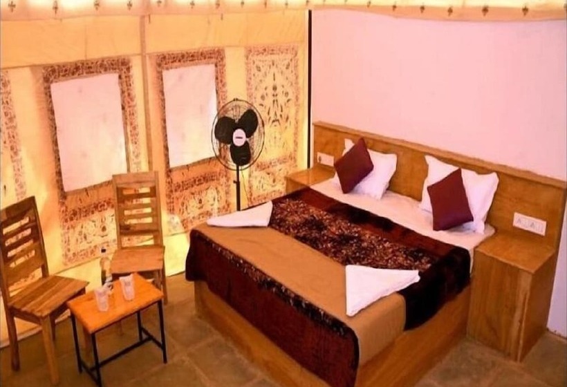 בית מלון כפרי Classic Fort Desert Camp