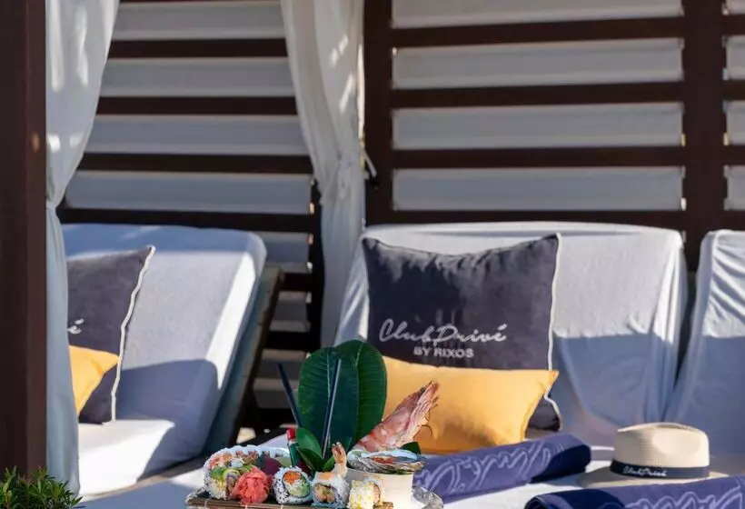 ホテル Club Privé By Rixos Saadiyat Island