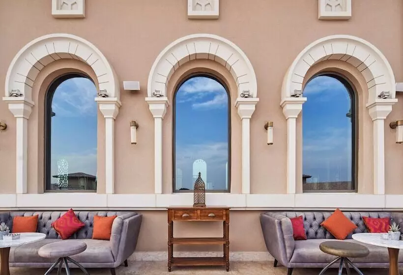 ホテル Club Privé By Rixos Saadiyat Island