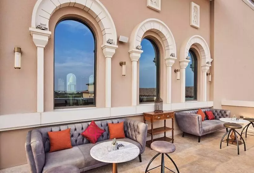 ホテル Club Privé By Rixos Saadiyat Island