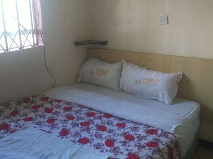 هتل Heela
