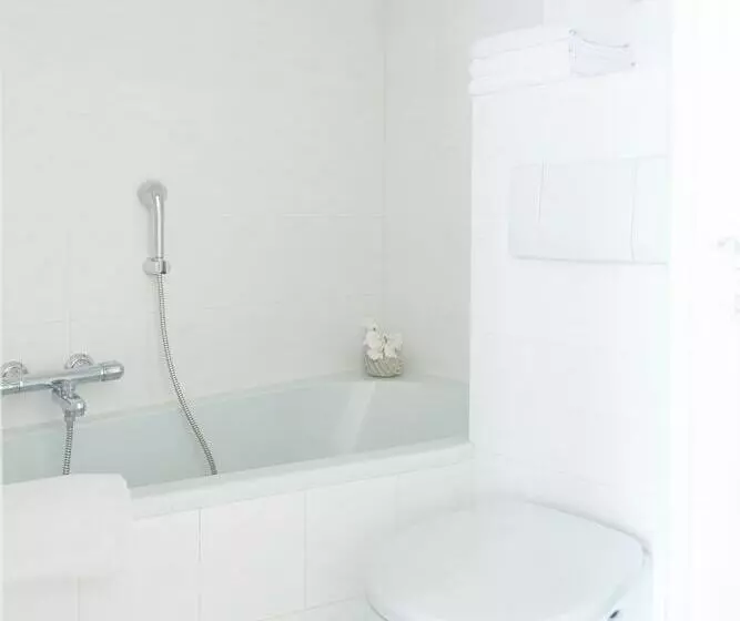 هتل Herengracht Canal Apartment