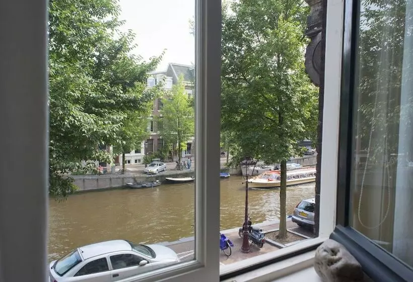 هتل Herengracht Canal Apartment
