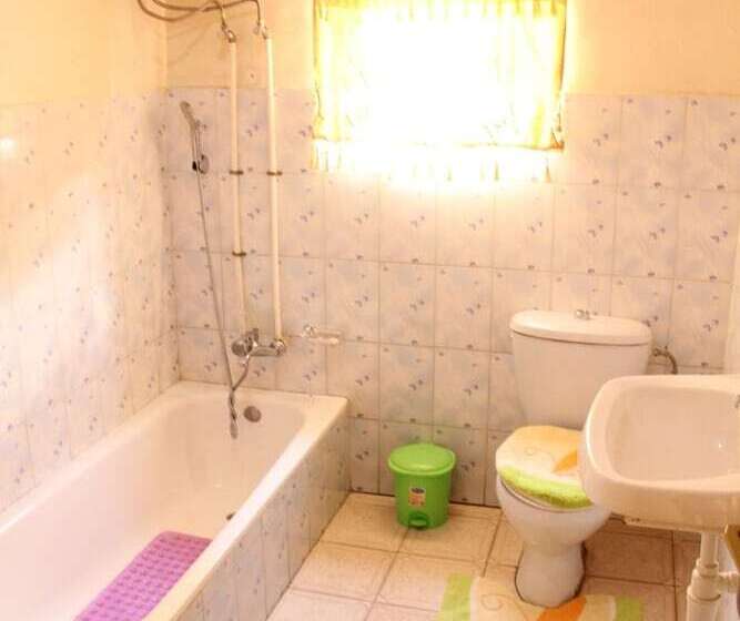 هتل Joy Guesthouse